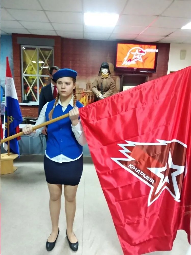 Сегодня состоялась церемония принятия клятвы юнармейским отрядом МБОУ Школы №90 г.о. Самара "Наследники Победы"