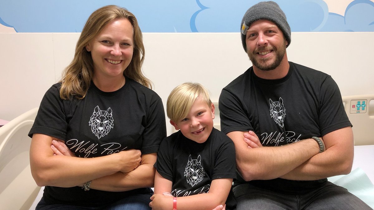 CanadasLifeline's tweet photo. After blood donors supported young Kane Wolfe through heart surgery, his family and community have rallied to help others. 

Read more: https://t.co/WtzQjhhIXf

@KristyWolfeAB
#wolfpackwarriors #SeasonOfGiving https://t.co/aa1CTXe50b