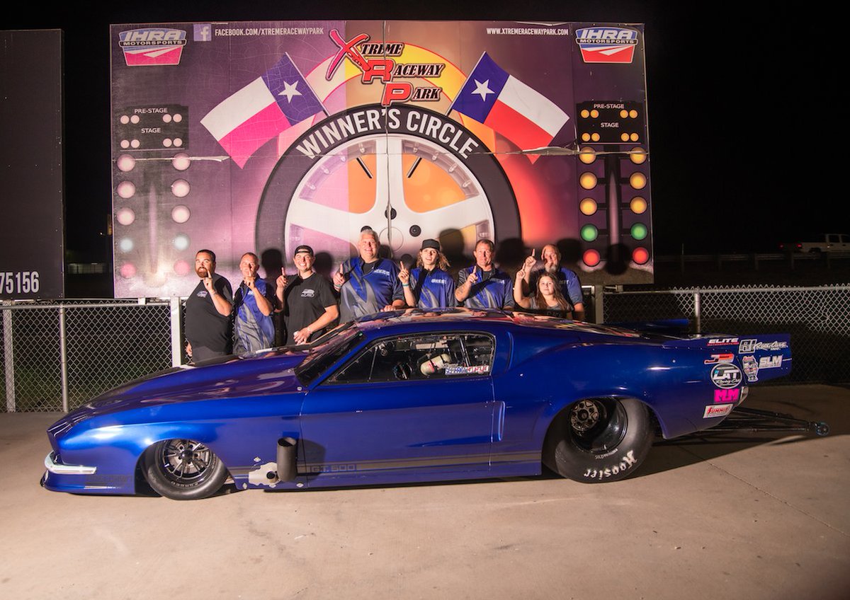 RACER_Network's tweet photo. Joey Oksas made it to 4 finals in the last 5 races to take control of the points lead and earn the 2021 Mid-West Drag Racing Series Pro Mod World Championship! ⚡ #ThursdayThunder⚡ #ChampionsMonth 🏆
#MWDRS #MidWest #DragRacing on #MAVTV #MotorsportsNetwork I @Midwestdragrac1 https://t.co/SqkSwblo0j