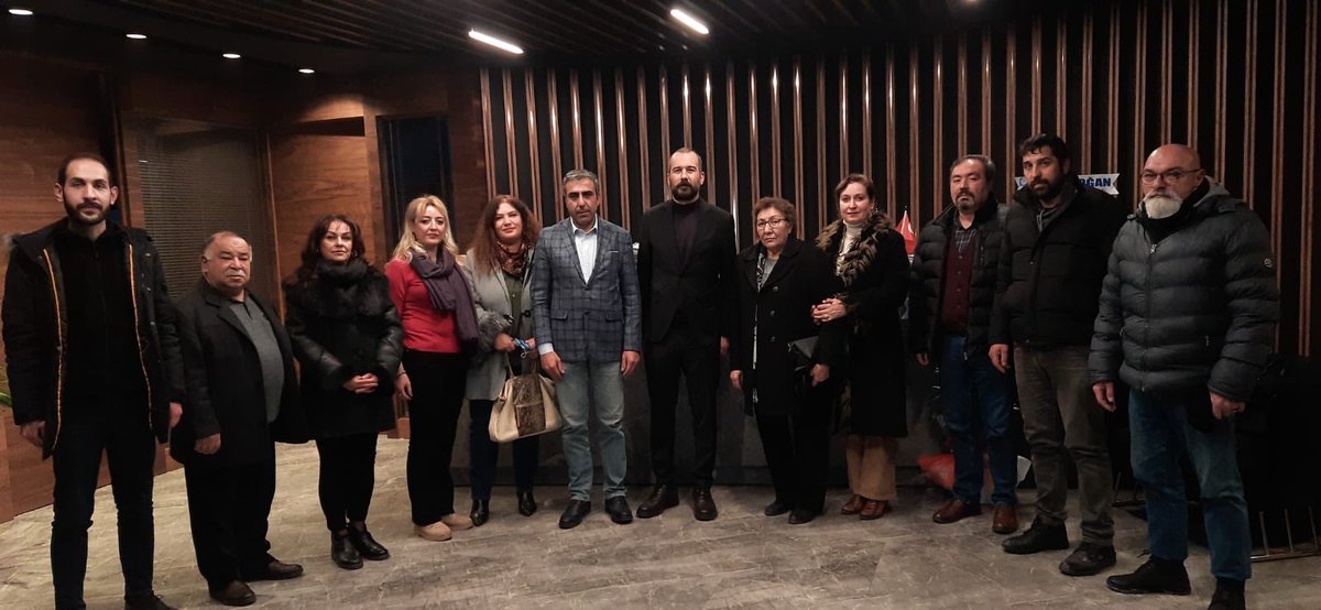 iyilikyolunda00's tweet image. İl Başkan Yardımcımız Av.Erhan Sönmez’i yeni ofisi Petra Hukuk Bürosu’nda ziyaret ettik.