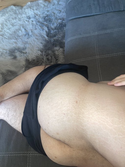 Let&rsquo;s chill https://t.co/1KU6D6vibp<a href="/tag/manyvids"class="tags"><span>#manyvids</span></a>