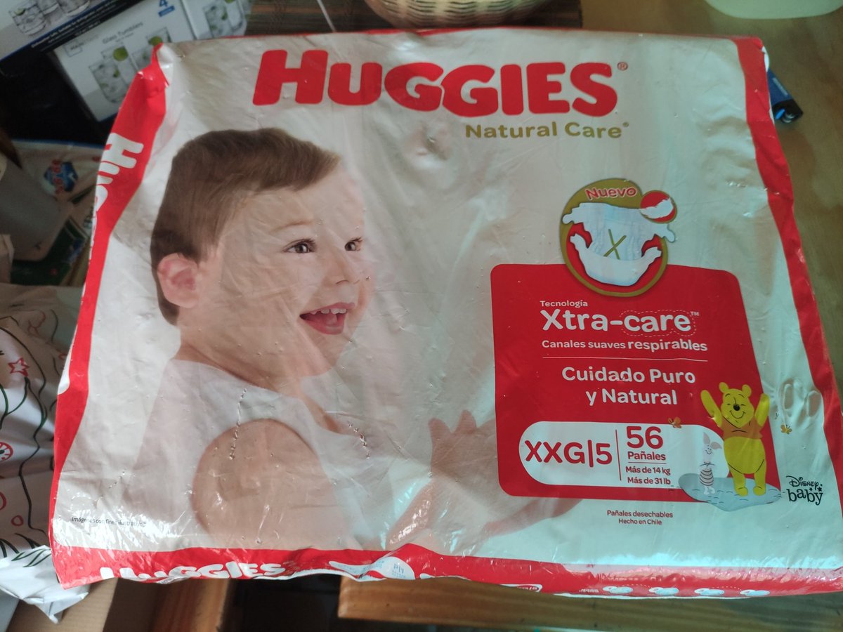 Gabrielitaccas's tweet photo. @ClubHuggiesCL creo que bajaron la calidad de sus pañales, pero está ya no es primera vez que me sucede en donde compro su marca y pasos rabias en donde los pañales se pasan y mi bebe anda toda mojada es una lástima por que esto anterior mente no sucedía. https://t.co/FCW5DpeODH