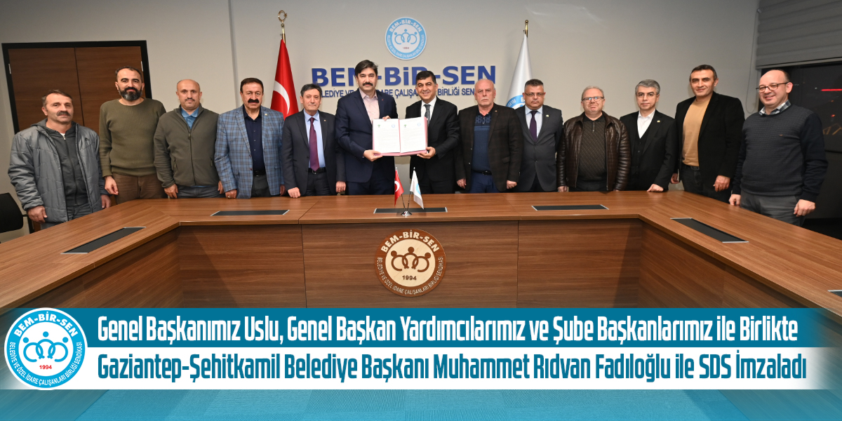 Genel Başkanımız Levent Uslu,

Gaziantep-Şehitkamil Belediye Başkanı M. Rıdvan Fadıloğlu ile SDS İmzaladı

% 120 Oranında İmzalanan Sosyal Denge Sözleşmesi 
Memurlarımıza Hayırlı, Bereketli Olsun

<a href="/rfadiloglu/">Rıdvan Fadıloğlu 🇹🇷</a>
<a href="/SehitkamilBel/">Şehitkamil Belediyesi🇹🇷</a>
<a href="/BembirsenGantep/">BemBirSen27</a>
<a href="/ogucu_zeki/">MEHMET ZEKİ ÖĞÜCÜ</a>

⤵️
bembirsen.org.tr/genel-baskanim…
