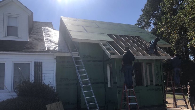 BWCHINC's tweet photo. Santa may not be able to fit a new house under your tree, but best way certainly can build you one, Merry Christmas from our family to yours ! #Christmas #thoughtoftheday https://t.co/p0qi7JX3iA