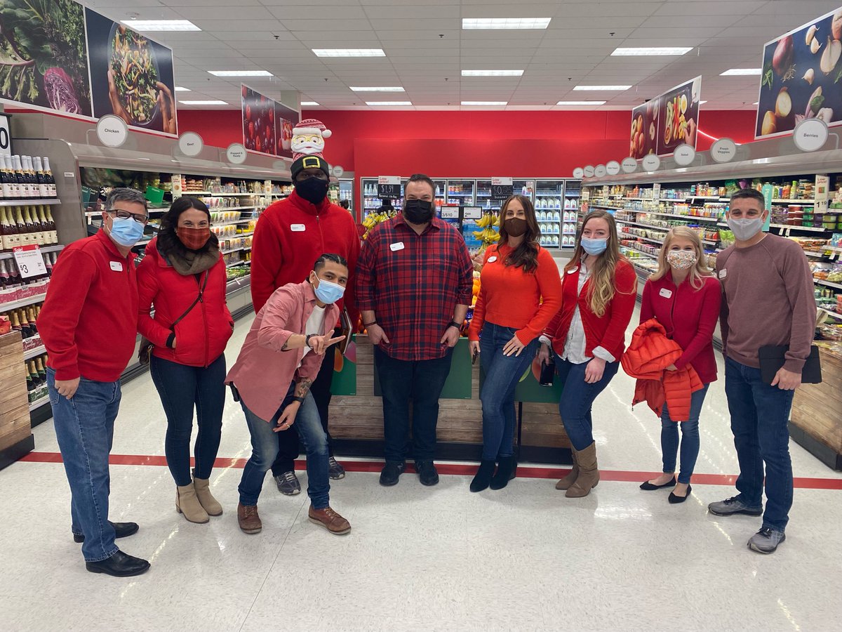 Had the pleasure of hosting Amy, Todd and the entire Food gang. Great conversation. Amazing year. Amazing team. Can't wait to see where Julius can take the team in 2022.  <a href="/JCinato/">John Cinato</a> <a href="/aleahmarie19/">Aleah Jacinto</a>