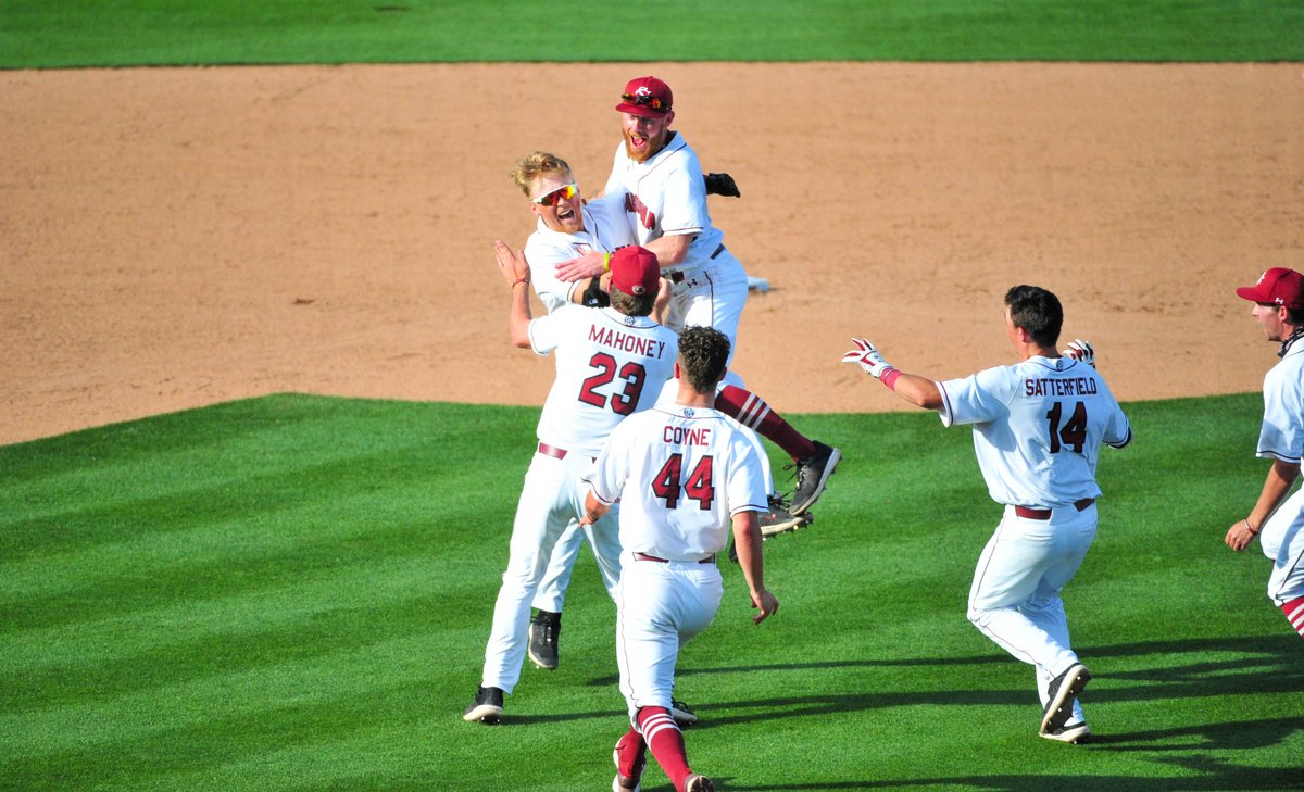GamecockBSB's tweet photo. #BestOf2021 

The Gamecocks walked off Mississippi State in the 11th inning on May 9, one of four Carolina walk-off wins in 2021!!

📸 @RyanBethea_

#Gamecocks | #ForeverToThee https://t.co/ZwtdKgkHnZ