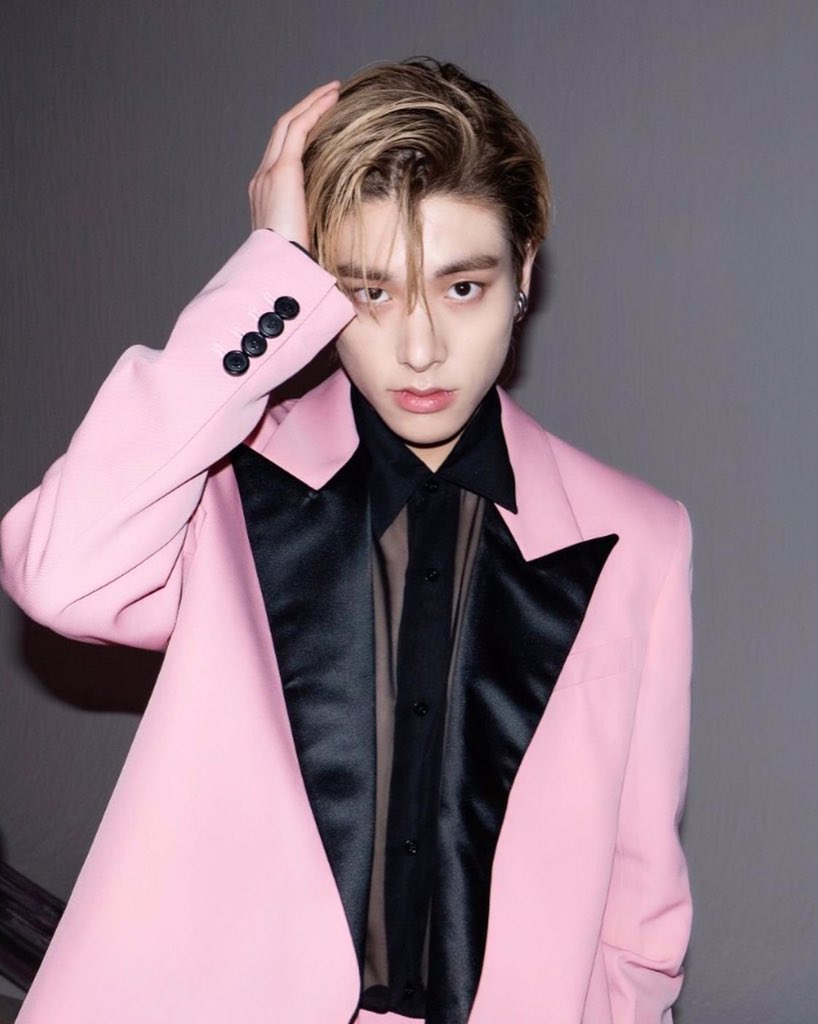 hourlyjakeyy's tweet photo. #제이크 #JAKE #ENHYPEN  
@ENHYPEN_members https://t.co/yNxWRCVNFy