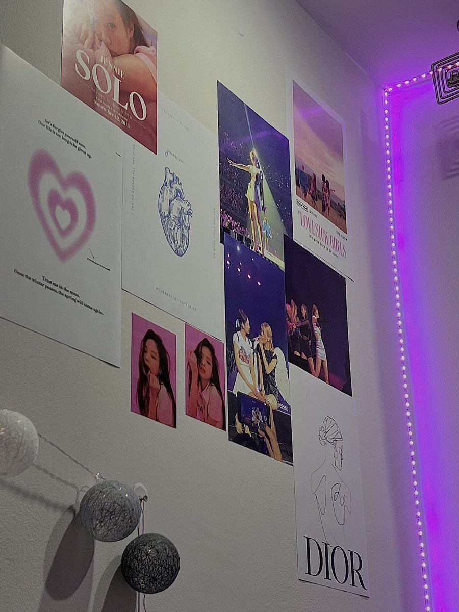 usoullme's tweet photo. my room #aesthetic 💞✨ https://t.co/rEtEXdrvbU