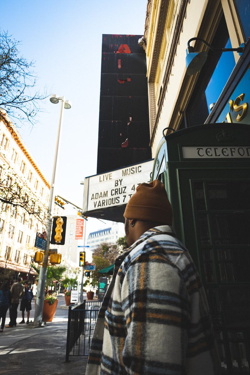 TheGreat9neZr0's tweet photo. Life moves too fast to Press pause 🦋
•
•
•
📸- @BlaiseRison https://t.co/VUd3Bx0uGx