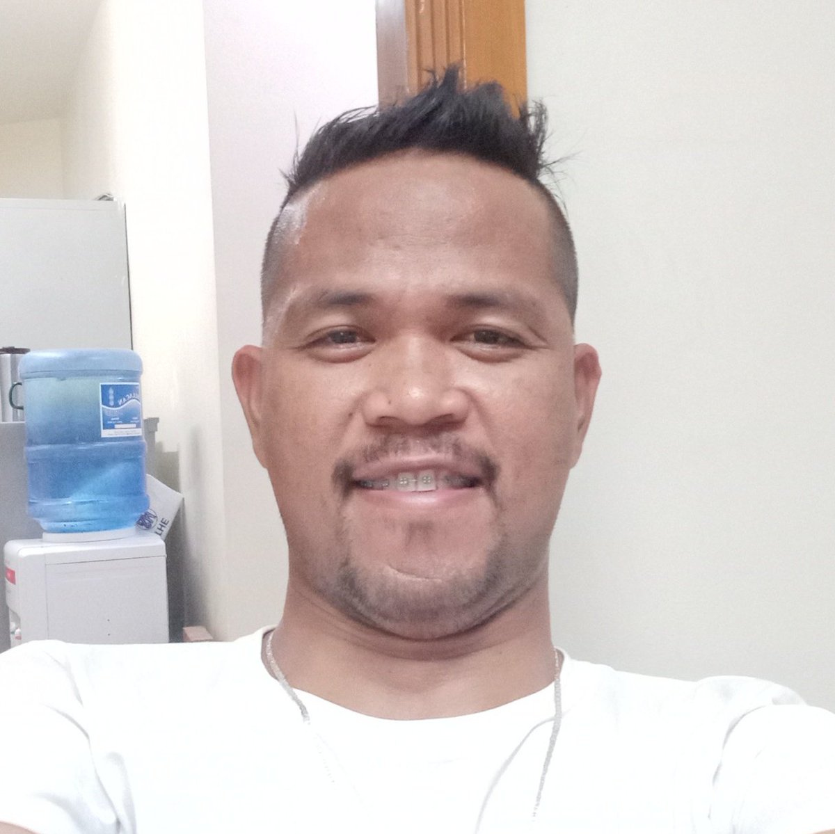 hotguarddaddy's tweet photo. #NewProfilePic https://t.co/QJu6m8E27Y