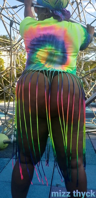 Wanna taste the rainbow 🌈 🍑😜❤ #mizzthyck #bigbuttbootylovers #AssForDays #goddess   https://t.co/H5V9VuMM6X<a href="/tag/mizzthyck"class="tags">#mizzthyck</a><a href="/tag/bigbuttbootylovers"class="tags">#bigbuttbootylovers</a><a href="/tag/goddess"class="tags"><span>#goddess</span></a><a href="/tag/assfordays"class="tags"><span>#assfordays</span></a>