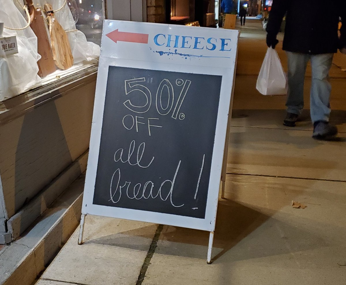 Thin Blue Line Cheese tweet media