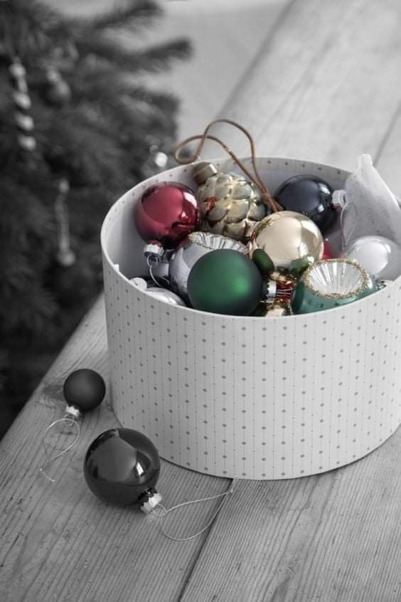 princesita20di1's tweet photo. La Navidad es para siempre, no para un solo día. Porque amar, compartir y dar, no se deben guardar como las campanas, las luces y el oropel, en alguna caja sobre un estante. –🎄🎄🎄🎄🎄

Norman Wesley Brooks.🎄🎄 https://t.co/aEPUUBpKZk