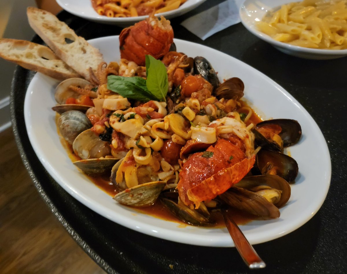 Frank & Dinos Lex, Ky tweet media