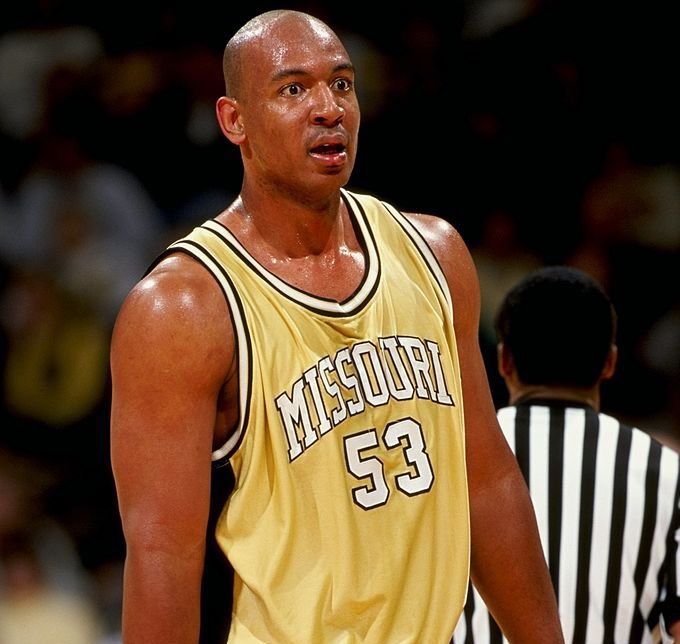 RandomAthletess's tweet image. Monte Hardge
Missouri, Center 1994-1999