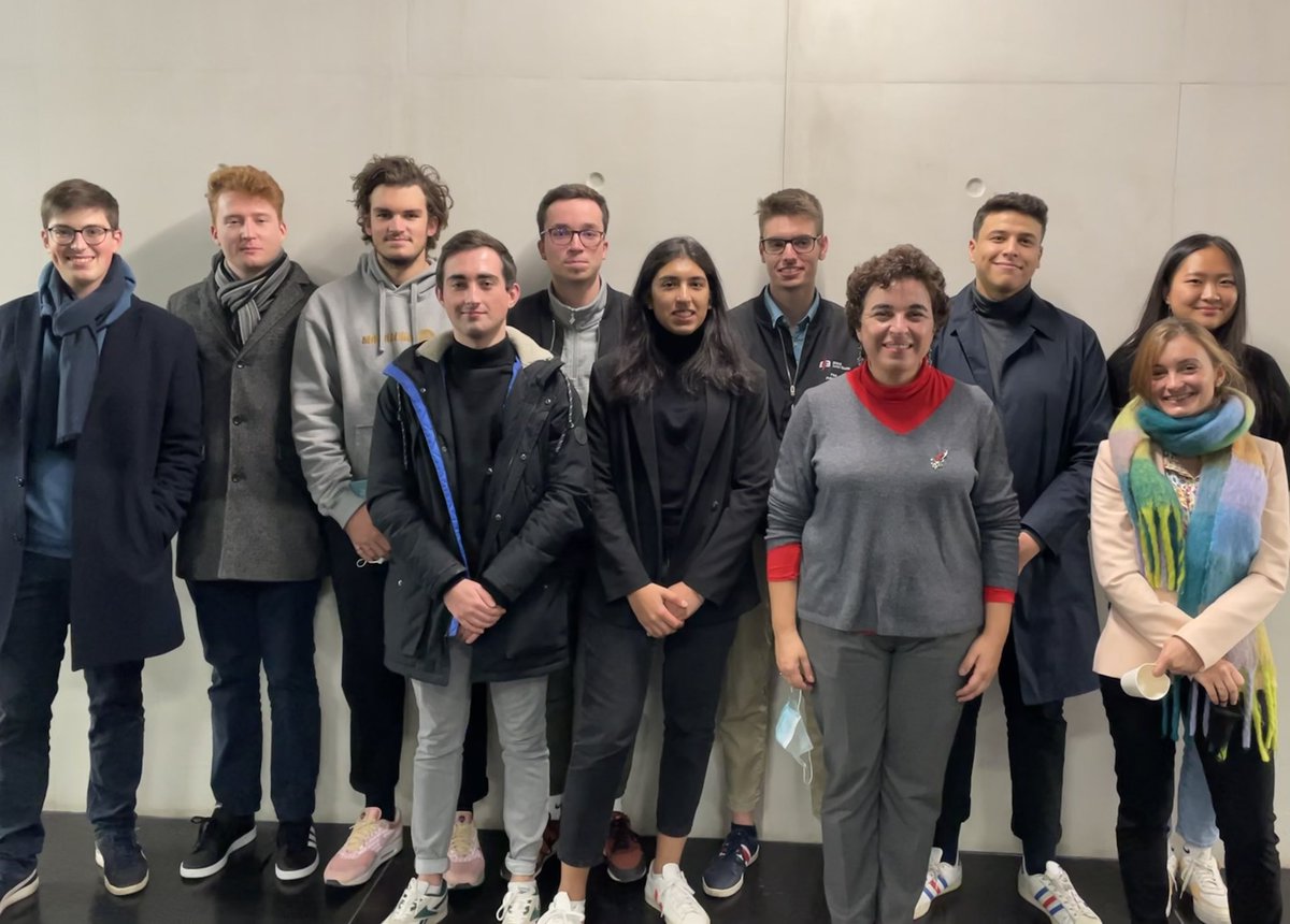 ENSAE Junior Études (@eje_ensae) on Twitter photo Il y a un mois nous recevions Maya Atig, directrice générale de la <a href="/FBF/">fbf</a> mais surtout ancienne présidente d’EJE ! Lors d’une conférence à l’<a href="/ENSAE/">遠藤</a>, elle nous a partagé son expérience dans le monde bancaire et nous échangé sur les grands enjeux actuels des banques. 
#EJE21 #WeAreJE Il y a un mois nous recevions Maya Atig, directrice générale de la <a href="/FBF/">fbf</a> mais surtout ancienne présidente d’EJE ! Lors d’une conférence à l’<a href="/ENSAE/">遠藤</a>, elle nous a partagé son expérience dans le monde bancaire et nous échangé sur les grands enjeux actuels des banques. 
#EJE21 #WeAreJE