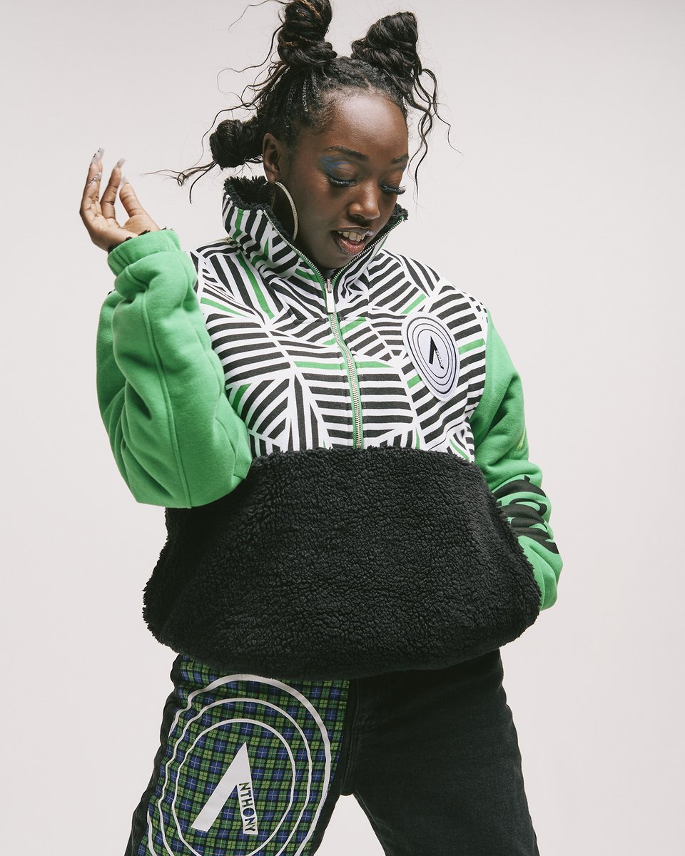 FootLockerWomen's tweet photo. December 27th: Alabama Made the count down begins โฐ๐๐จ #Round2 #behindherlabel
@footlocker x @livstreetwear coming soon... https://t.co/Mn2SyX9UTY