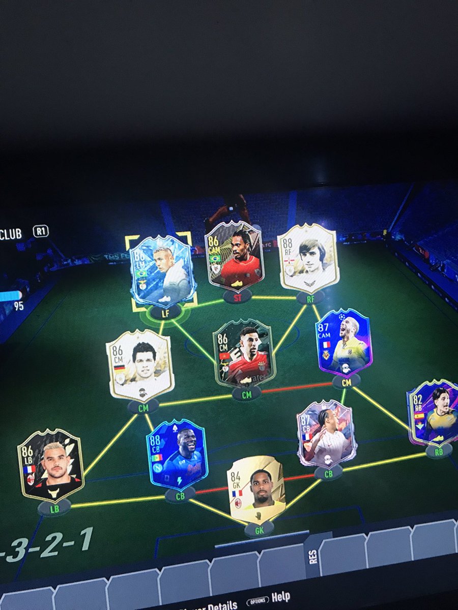 MemeSwede's tweet photo. @Castro1021 1 or 2? @Castro1021 https://t.co/CrihnGTzwK