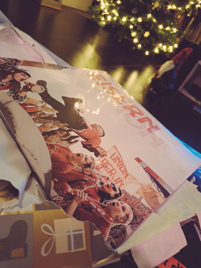 Der Xmasman hat rotes Vinyl gebracht. Mit V. uffn Cover. Sehr sehr geil. #fcunion