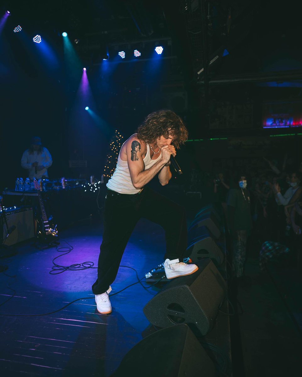 fellythekid's tweet photo. i’m home. https://t.co/Z9cMY4Z8dq