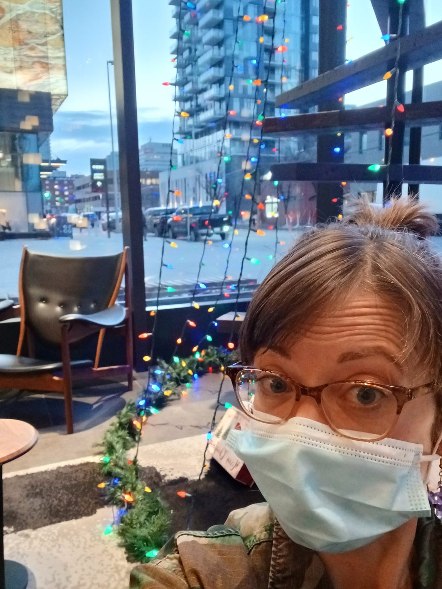 SelinaClary's tweet photo. Calgary's most belov'd/ protestor needs two beds for/justice to be done ✔💜🌈🙏🈷️ @cityofcalgary @citynewscalgary @CWalcottYYC @City_tv @JyotiGondek #BreakingNews #affordablehousing #housingfirst#haiku #comedienne#ambassador #logicalreasoning#nomorevermin #iwenttotaxcourtforyou https://t.co/1LPglLZ86K