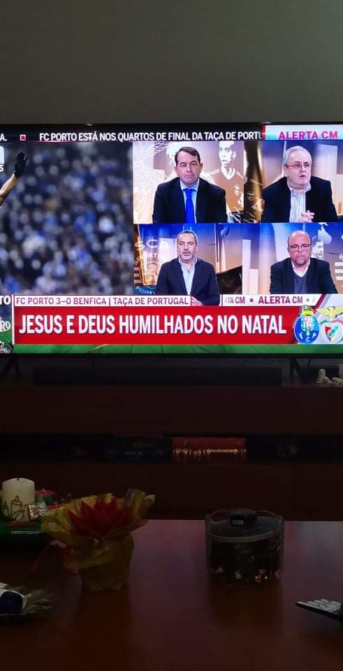 jjjacobbb's tweet photo. CMTV escreveu uma bíblia https://t.co/kjXA6r4adV