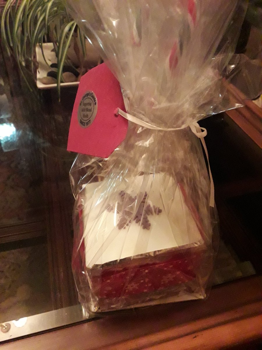Whamgirly1's tweet photo. Looking forward to the lovely homemade Christmas cake with a nice cup of tea, thanks to @PamelaSpenceru1 @GeorgesLtd will make Christmas a bit special ❤ https://t.co/r81RinQDP7