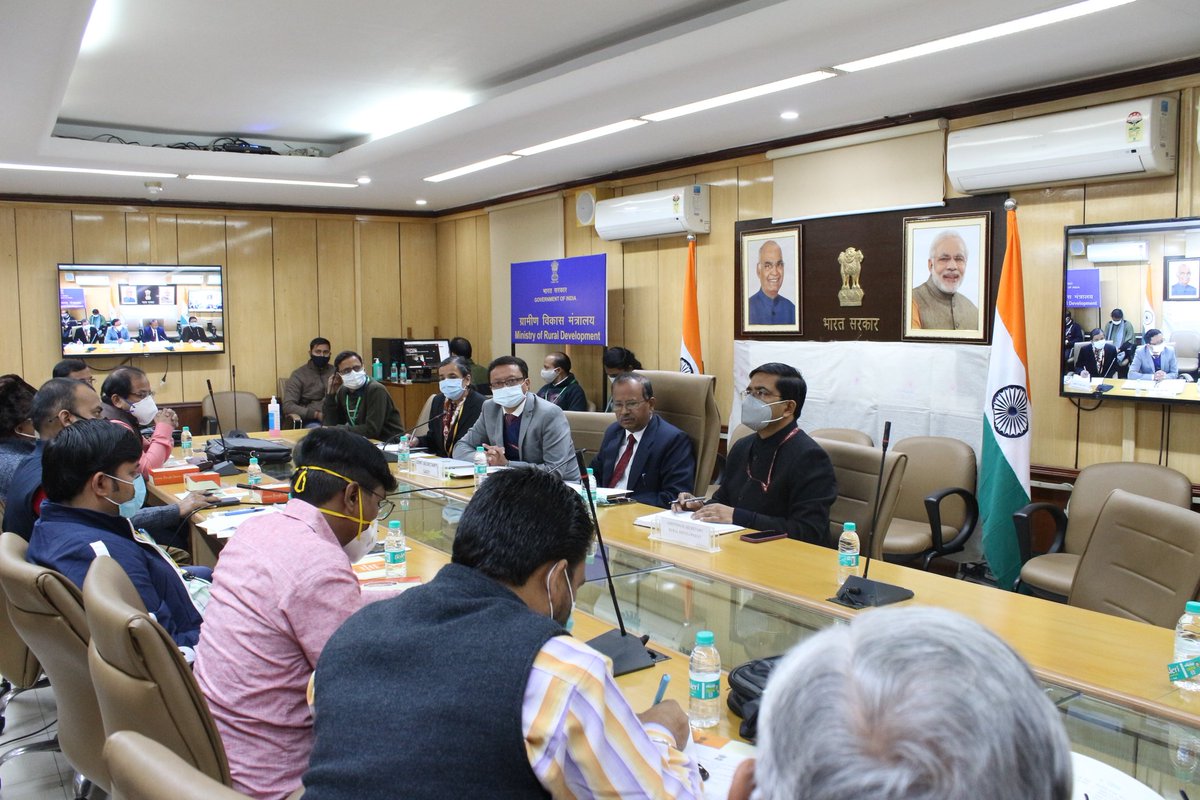 captain_jeet's tweet photo. SAGY orientation session by Ministry of Rural Development, GOI at Krishi Bhawan. Many thanks to Sh. Nagendra Nath Mishra sir, Secretary MoRD &amp; JSRD for their efforts to brainstorm our batch.  
#ruralindia #governmentofindia #confrence @MoRD_GOI https://t.co/hGXX9harca