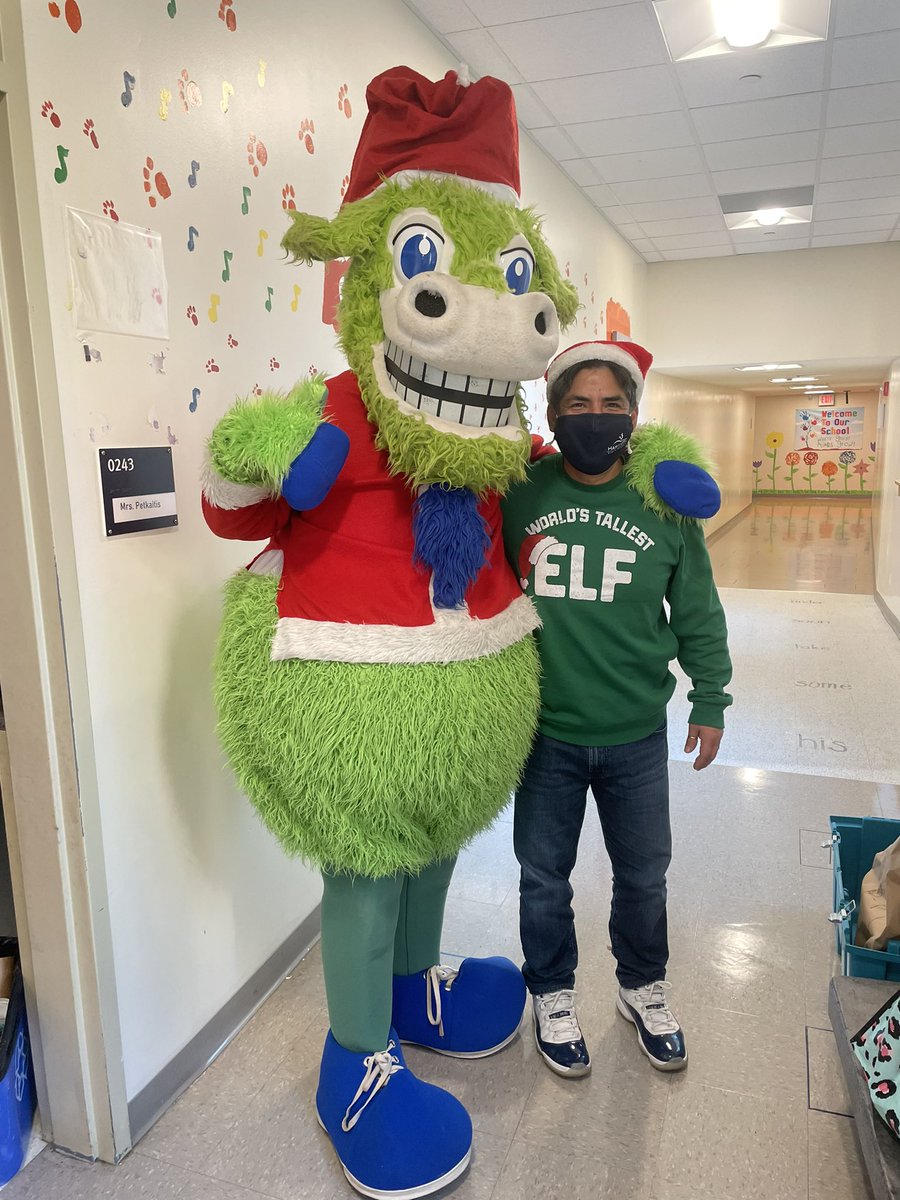 West Middle Community School tweet media