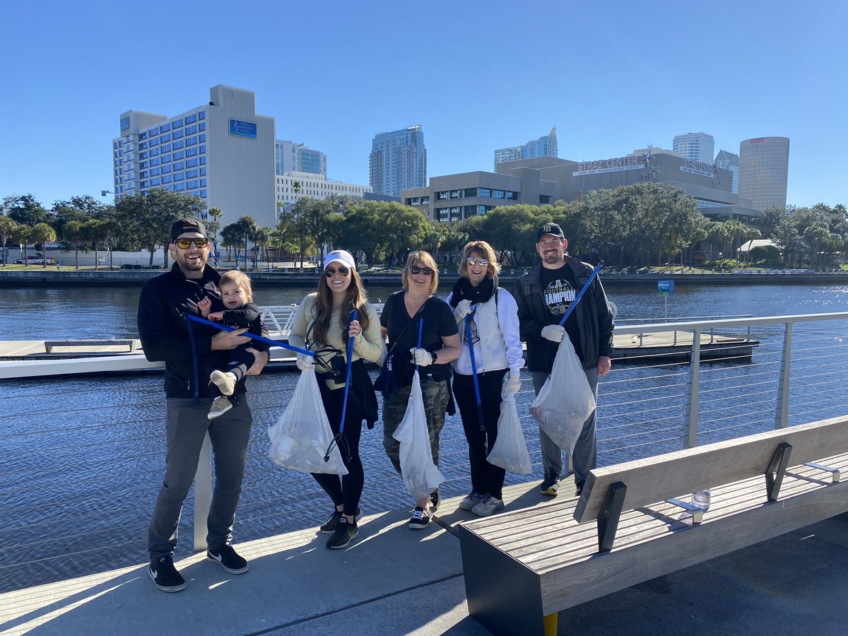 Tampa Bay UCF Knights tweet media