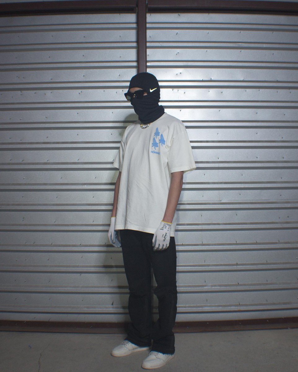 andybinhho's tweet photo. Hồmage ‘Painter’s Shirt’ [Off White/Sky Blue] 2021 releasing Dec. 26th https://t.co/oVsd8bfWr4