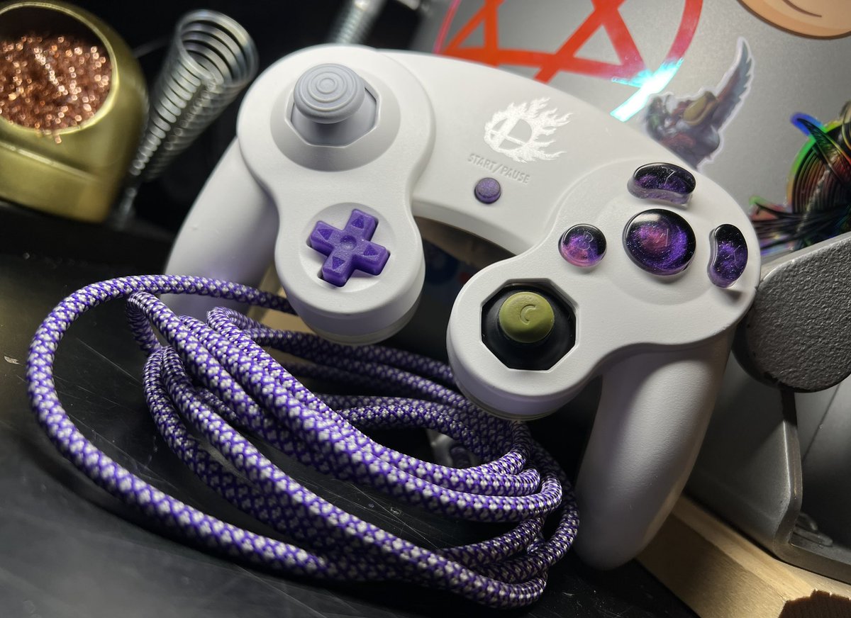 The Button Bender tweet media