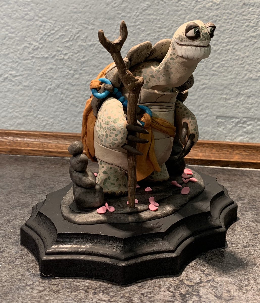 Harperion24's tweet photo. I made Oogway from Kung Fu Panda as a Christmas present this year. By far my best work to date. Really happy with it. Learned a lot of great techniques from @aceofclay. https://t.co/rx3be40jk6