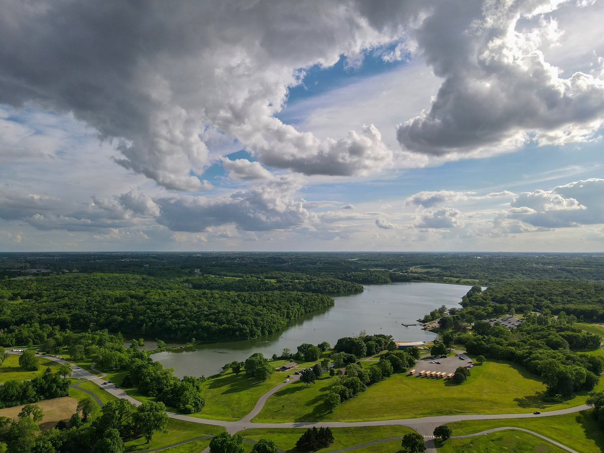 KansasCommerce's tweet photo. The @nwkeici, S&amp;T Telecommunications &amp; @workruralremote are working to attract new jobs &amp; residents in #NWKS with an innovative telecom skills and remote work training program. Learn about this opportunity for rural KS &amp; how these partners are responding: https://t.co/S4bc5mgoUg https://t.co/gFiXZWUT3B