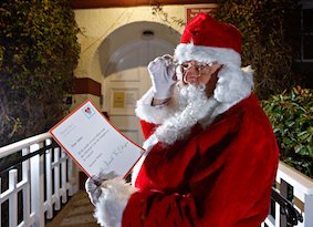 Hands Around The Edington tweet media