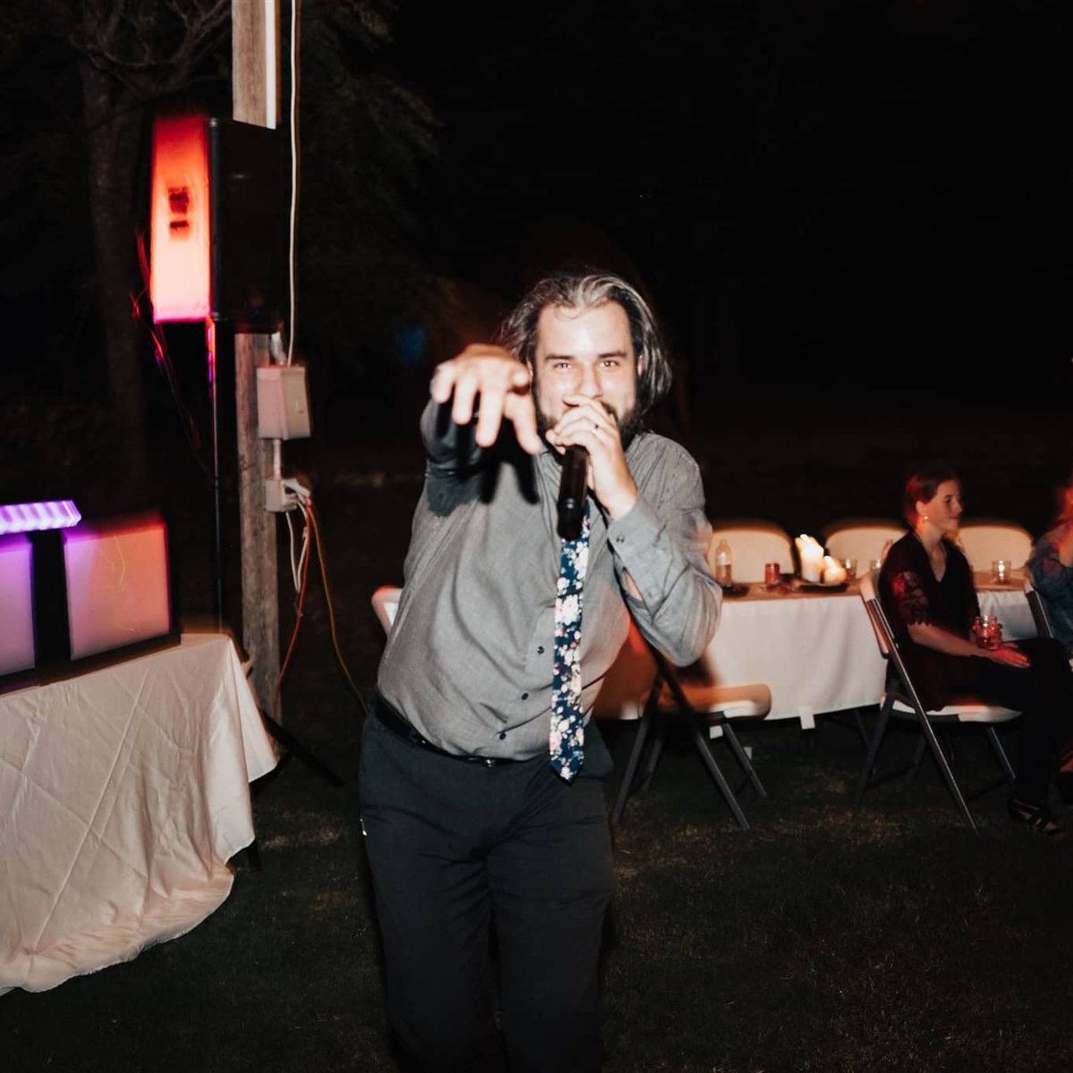 stephen_ellis93's tweet photo. I have the best job ever...#dj #dancingdj #entertainer #performer https://t.co/25R6CdgjUp