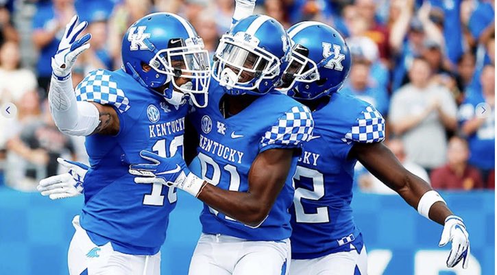 Blessed to receive my first sec offer from the university of Kentucky @CoachC_Collins @UKFootball @UKCoachStoops @hcbcg_jadams @Mansell247 @ChadSimmons_ @Rivalsfbcamps #ForTheTeam