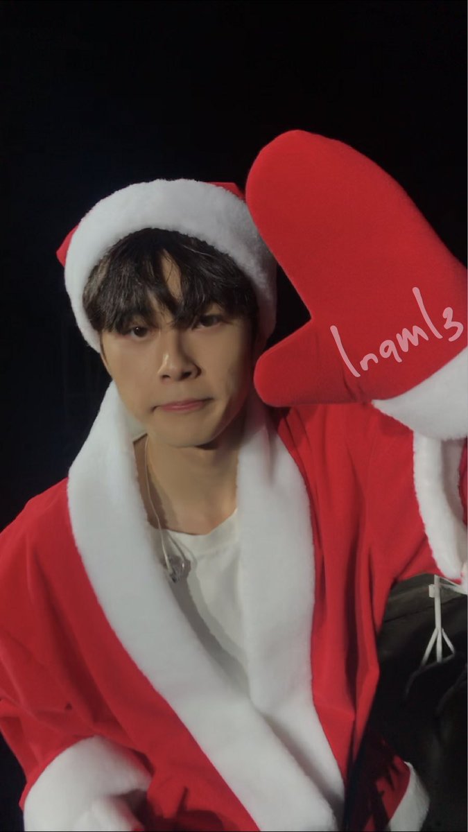 서노야 낼 산타옷입어쥬라
왜냐면 진짜진짜 예뿌거든 !!!!!!!!!!!!
