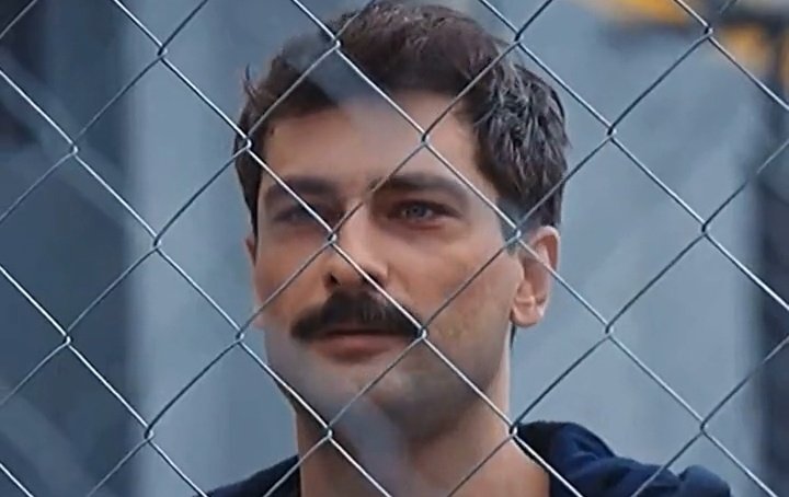 dizikesintisi's tweet photo. Twitter'da 3. Bölümü ile Gündem oldu💥 #mahkum https://t.co/NlwzSCsUaA
