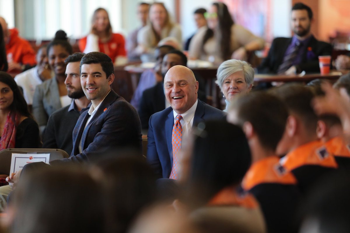 Jim_Clements1's tweet photo. Thrilled to announce @GrahamNeff appointed Director of Athletics! Read full release here: https://t.co/wHNqoE64nq https://t.co/tRyCdIJJni