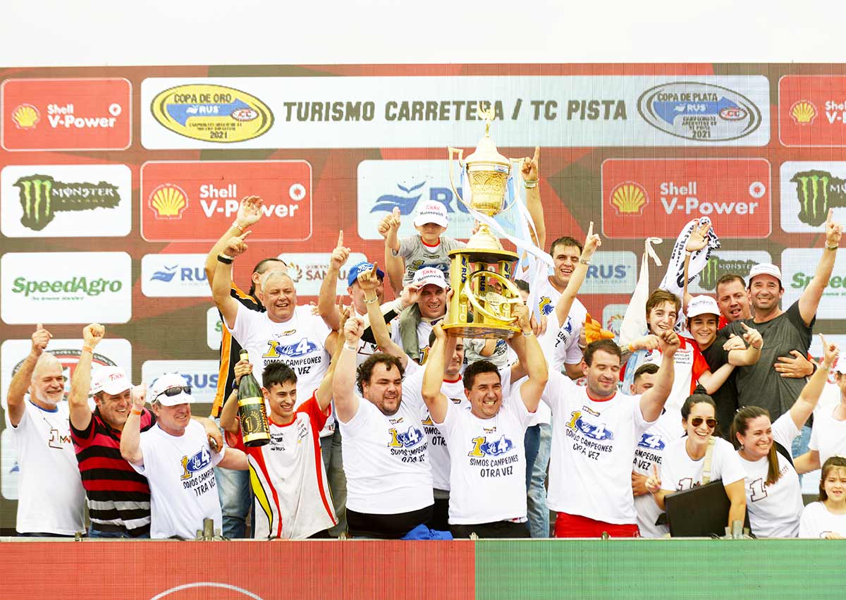 🪖 Los soldados del campeón de #TurismoCarretera
🏆 <a href="/MWernerOK/">Mariano Werner</a> logró el bicampeonato con una receta eficiente: un grupo de trabajo estable que no negocia. “Estamos todos hermanados”, le dijo a SoloTC. ¿Quiénes son?
✍️ Por <a href="/GonzaGiorgi/">Gonzalo Giorgi</a> | Leé la nota 👇
solotc.com.ar/mariano-werner…
