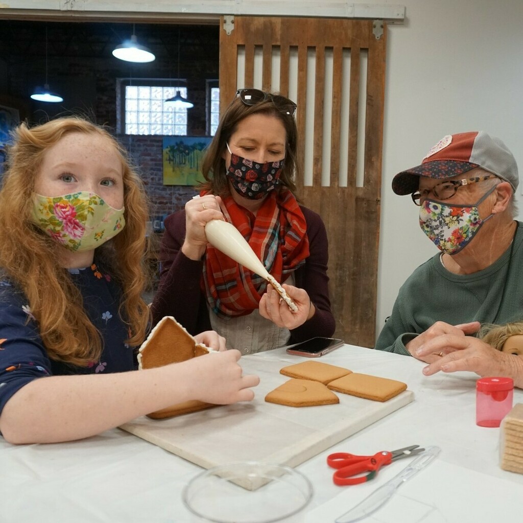 artsinorange's tweet photo. We've had so much fun getting into the holiday spirit with our community over the past few weeks! 
.
Thank you to everyone who participated in our recent events whether you built a Gingerbread House with Craig Jacobs,  attended the opening reception of R… https://t.co/F1OH7IjUZ0 https://t.co/uzXCB0p4Nb