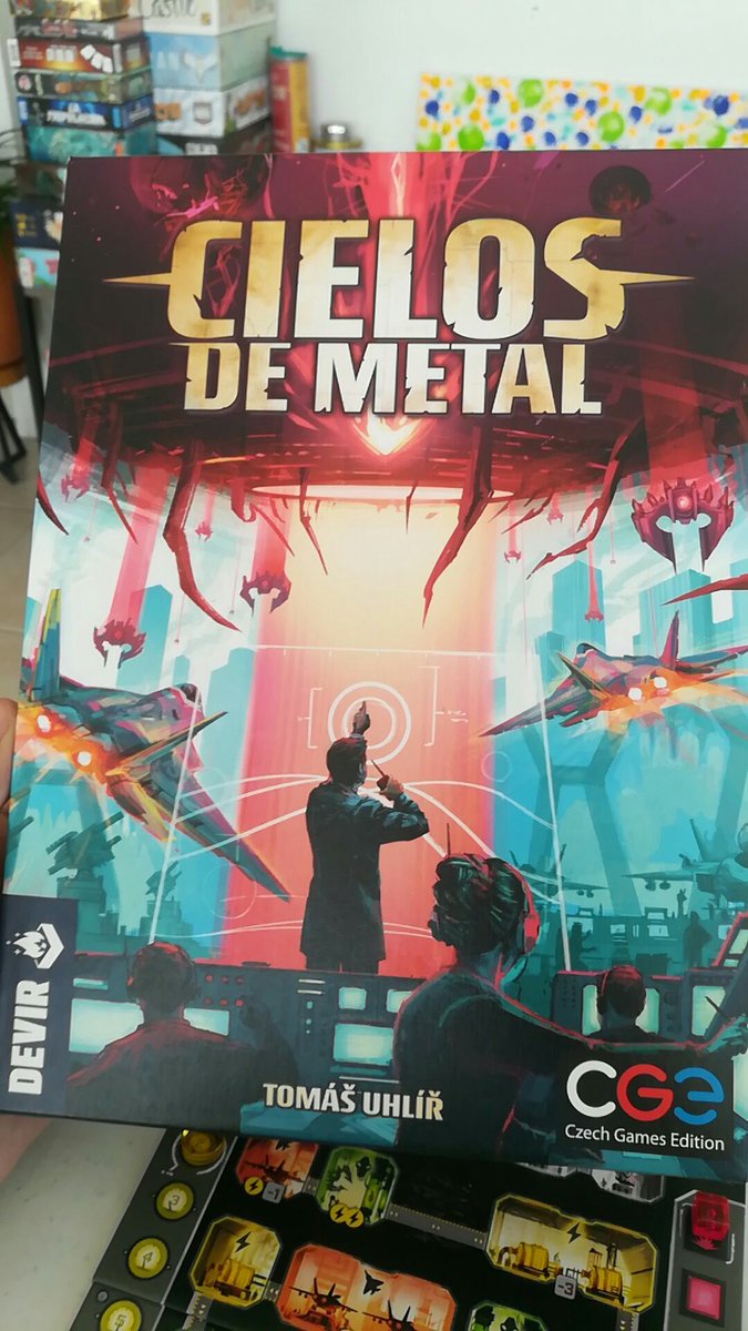 SamuelAroche's tweet photo. #Cielosdemetal, un juego en solitario, que te mantiene al filo de cada movimiento. Apenas pasamos el nodo normal. https://t.co/KYZELSn9fB
