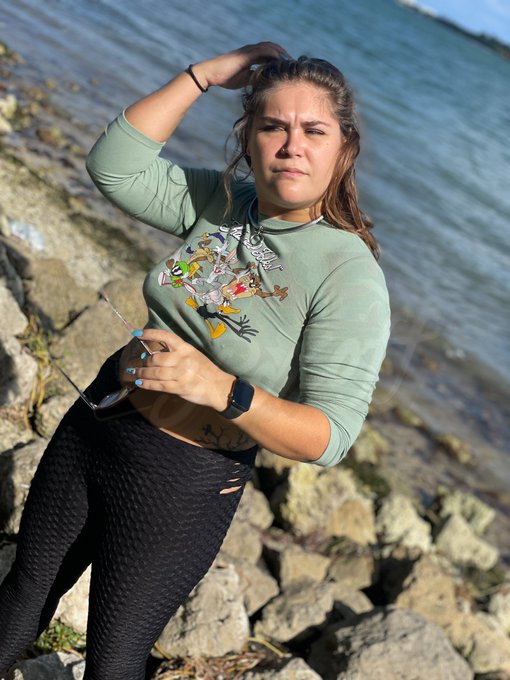 God damn I&rsquo;m lucky to live through #FloridaWinters https://t.co/MRStxcaaxy<a href="/tag/floridawinters"class="tags">#FloridaWinters</a>