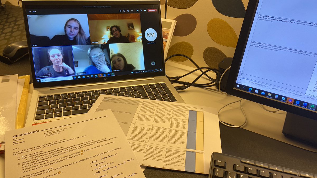 KoenBossche's tweet image. Avondsessie intervisie 4ejaars studenten verpleegkunde TM Turnhout,reflectie op ontwikkeling VE-leiderschap… hoe je een booster aan energie kan krijgen in deze periode!Sterk onder de indruk van onze studenten!Hoe trots kan je zijn! @ThomasMoreBE @NVKVVnetwerkVPK @AUVBUGIBAKVB