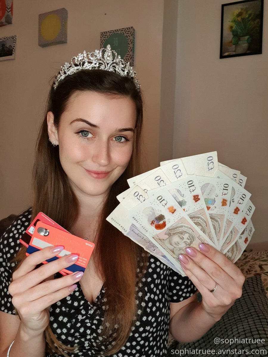 MSTsSweetBoy's tweet photo. Oh no, you didn't get a gift for @SophiaTruee in time 😲 Don't worry though, She'll still take your money.

findom femdom https://t.co/ZZt8XfvMRK