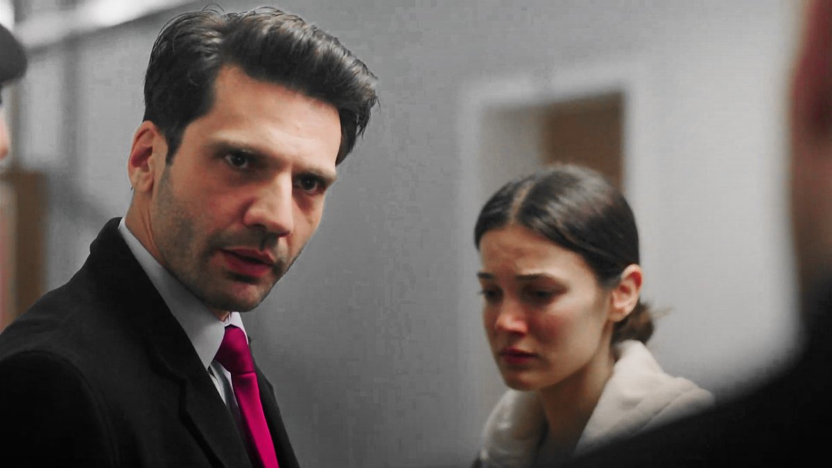 Meeshaak's tweet photo. Ceylin’s personal bodyguard!❤
#Yargı • #ılcey https://t.co/74okJouOw2