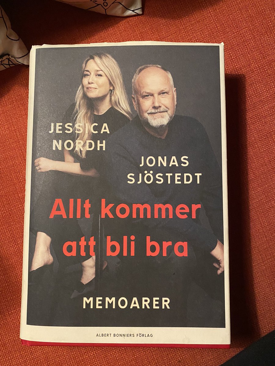 emmabutte35's tweet photo. Nu har jag läst ut en mycket läsvärd bok :-) Allt kommer bli bra av @jsjostedt och @NordhJessica , tack för läsningen 👍🏻 kan verkligen rekommenderas https://t.co/nlaOsxXWaZ