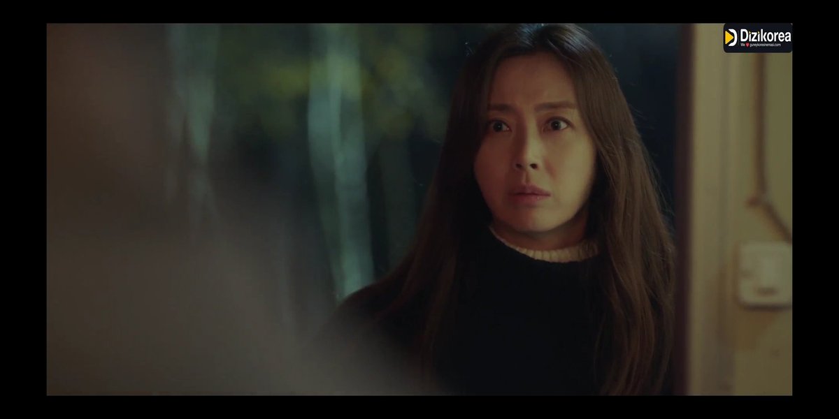 gug_oegeojuja's tweet photo. Bir adam hiç mi akıllanmaz😬🤬🤦♀️
#ShowWindowTheQueensHouse #ShowWindowTheQueensHouseep7
#ShowWindow
#ShowWindowEp7
#SongYoonAh
#LeeSungJae
#JeonSoMin https://t.co/wa5DpbgnEL