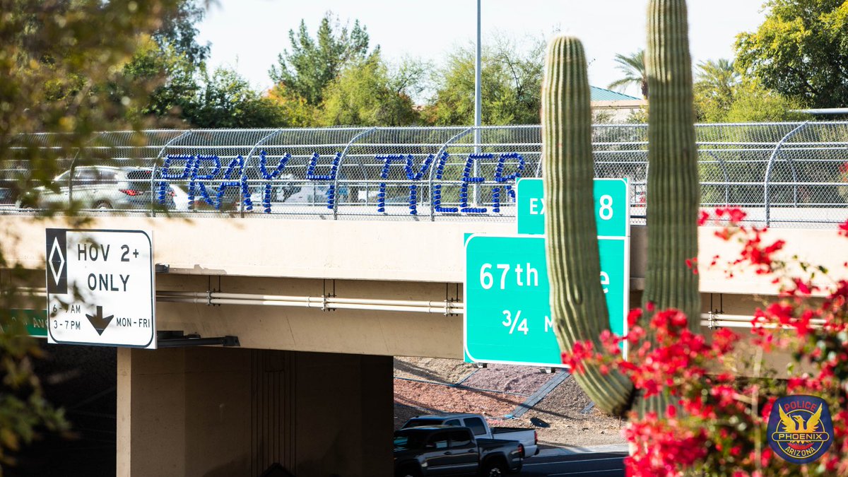 PhoenixPolice's tweet photo. 💙🙏💙
📍: 101 WB at 67th Ave https://t.co/bCQKGIEBsg